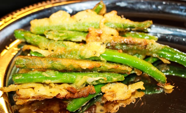 Green beans in a crispy batter