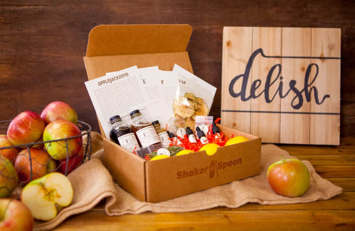 Shaker And Spoon box