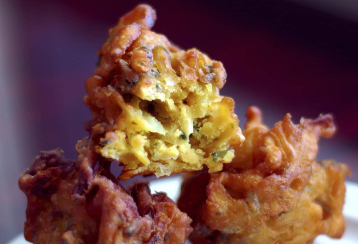 Plate of freshly made pakoras