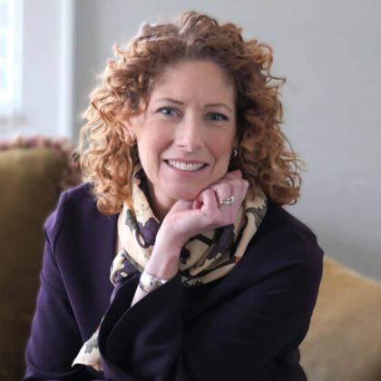 Karen goodland Headshot