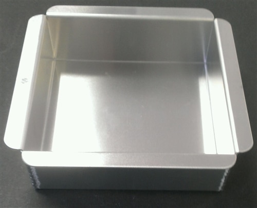 Magic Line square cake pan
