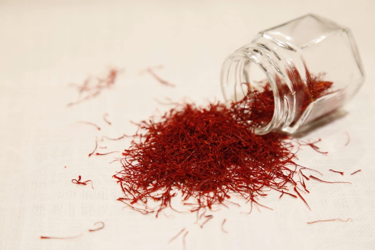 Saffron threads in a jar