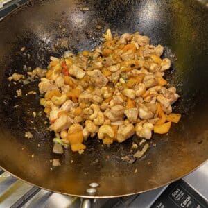 cashew chicken in wok