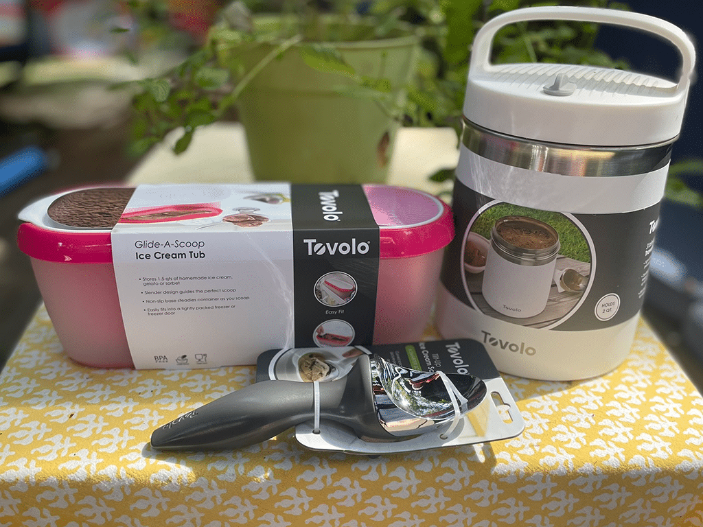 Ice cream tools outdoors